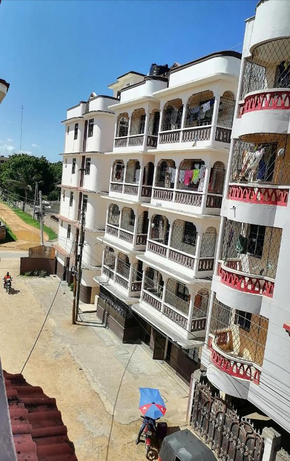 La Grande cosy studio apartment Mtwapa Exterior foto